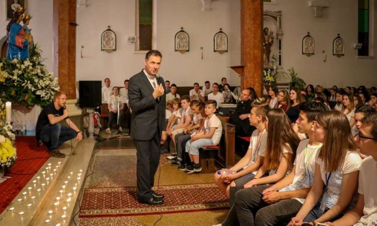 Poruka Vrhovnog poglavara mladima