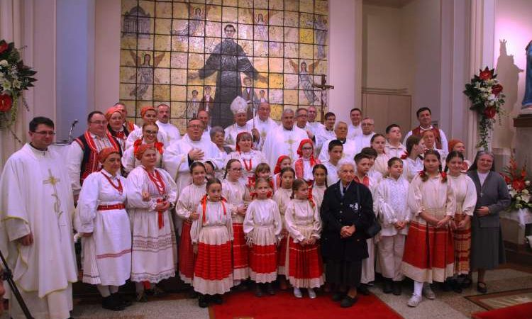 Svečano u Podsusedu 75 god. župe