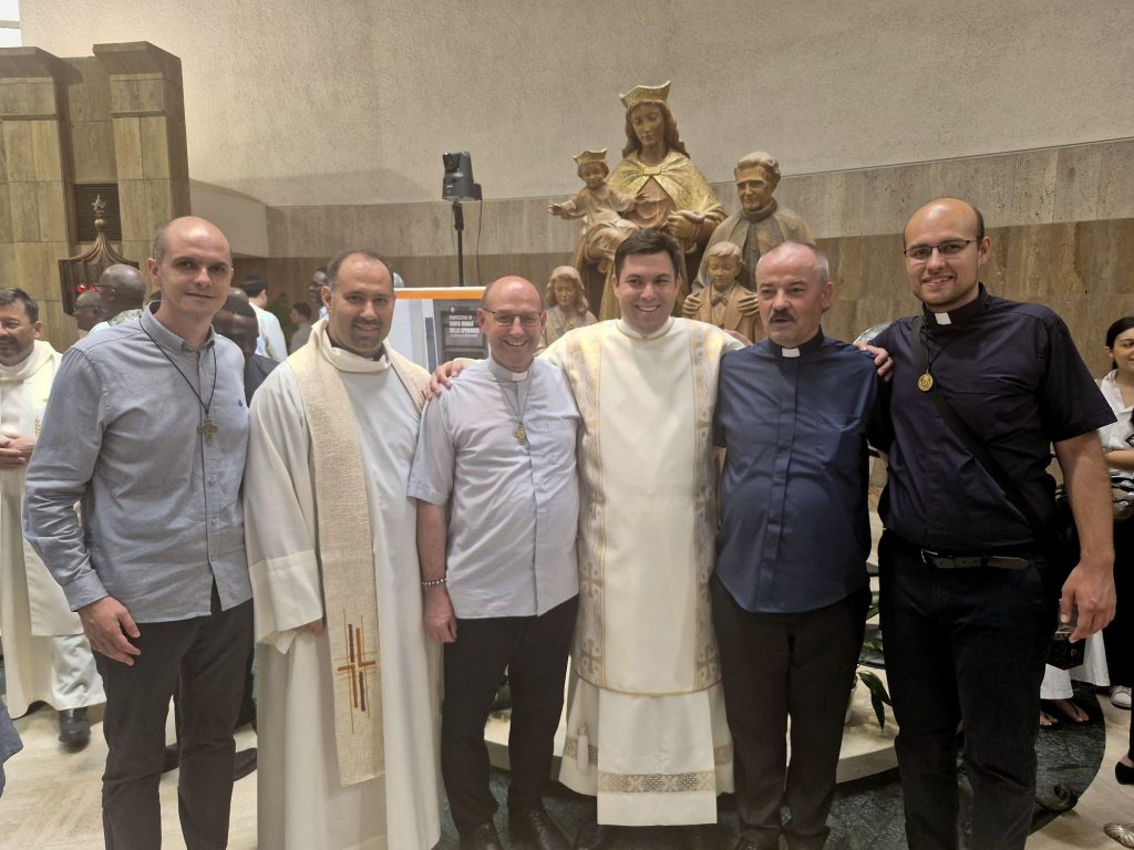 Đakon Karlo Ćuk i braća salezijanci